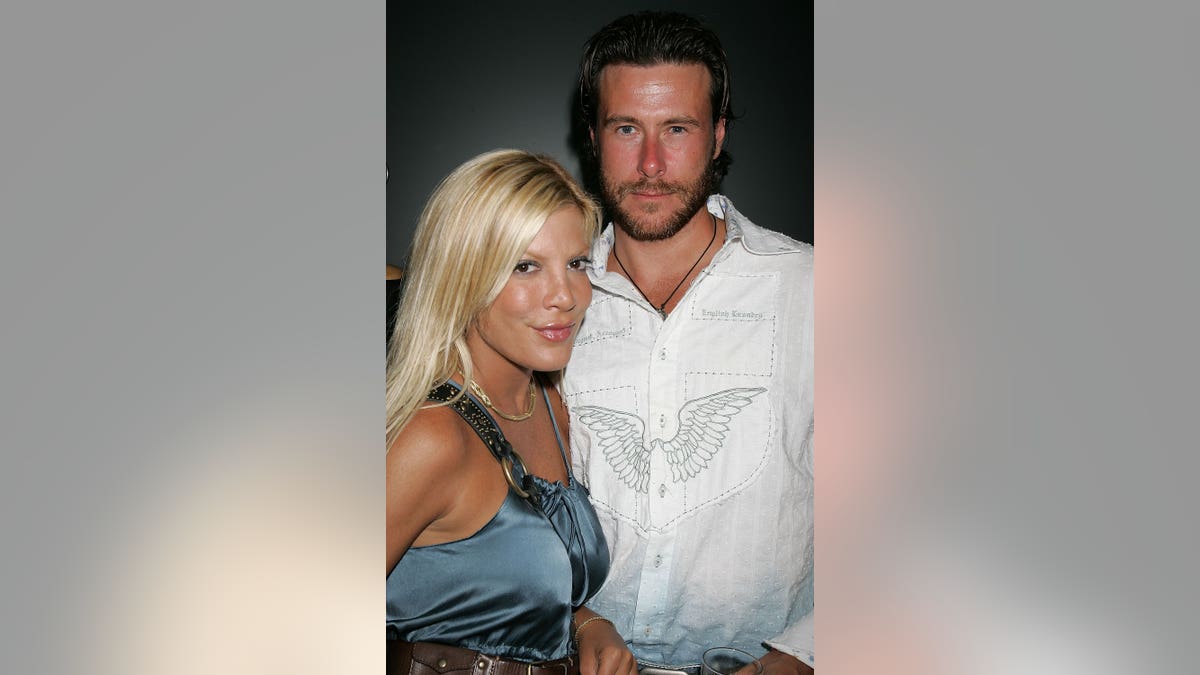 tori spelling dean mcdermott 2006